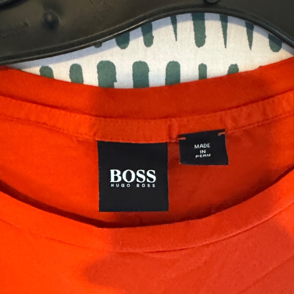Boss Men's Red Graphic Tee - Picture 2 of 6